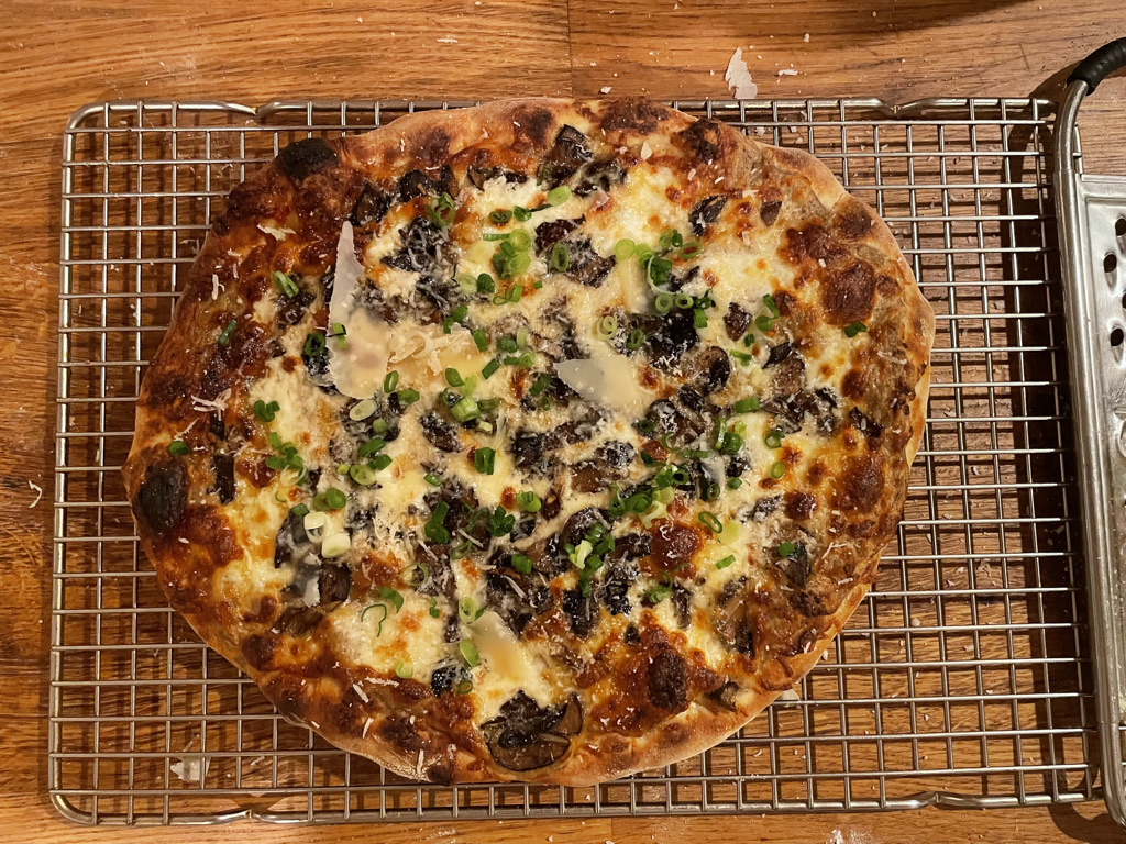 Mushroom & Cream Pizza